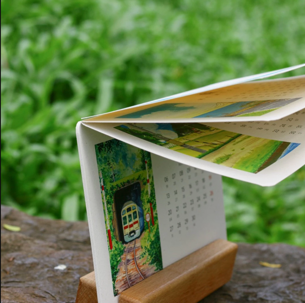 Lịch Để Bàn - Đế Gỗ